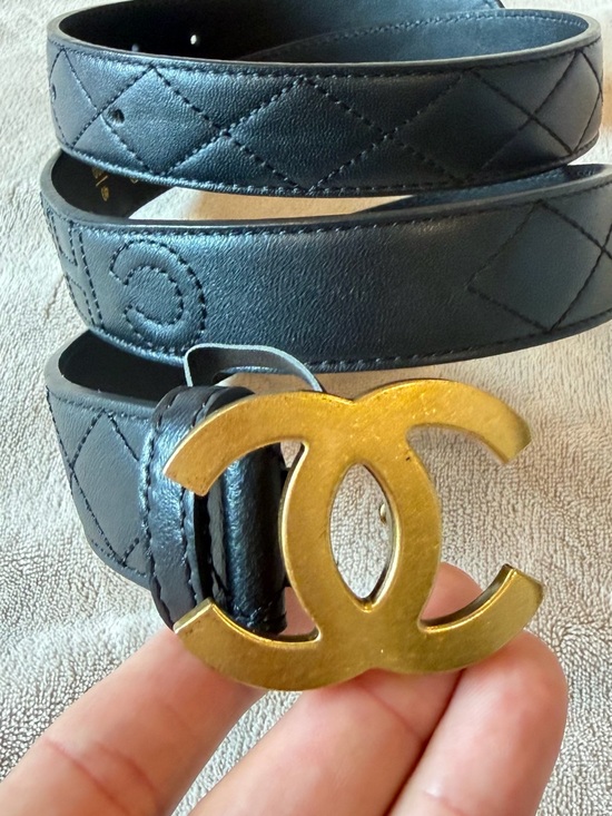 CHANEL Accessories - CHANEL Black Quilted Leather Belt with Gold CC Logo Buckle